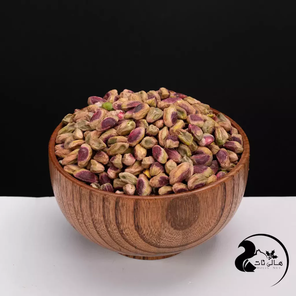 امکان خرید مغز پسته خام درجه یک ارزشمند به صورت آنلاین و حضوری از فروشگاه هالی نات فراهم می‌باشد. شما می‌توانید مغز پسته با بالاترین کیفیت را از ما تهیه کنید.