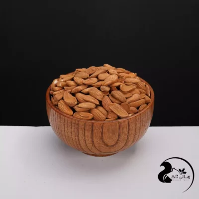مغز بادام مامایی درشت خام را از فروشگاه بزرگ و باکیفیت هالی نات به صورت حضوری و آنلاین بخواهید